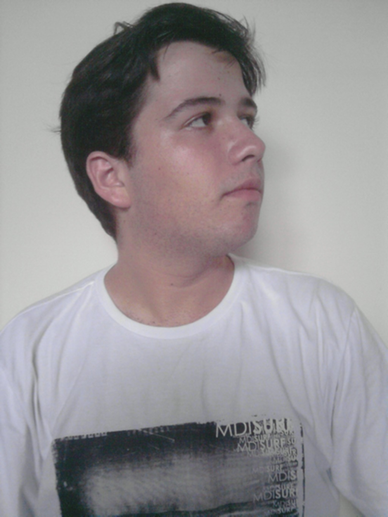 Ariel Teixeira de Oliveira - Foto 1