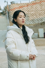 8회 (8회)
