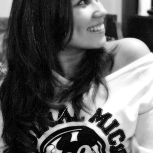 Foto de perfil de Luiza Correa