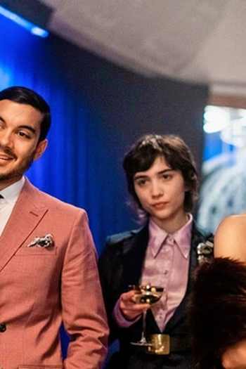 Poster de Episódio The Show Must Go On (2021)