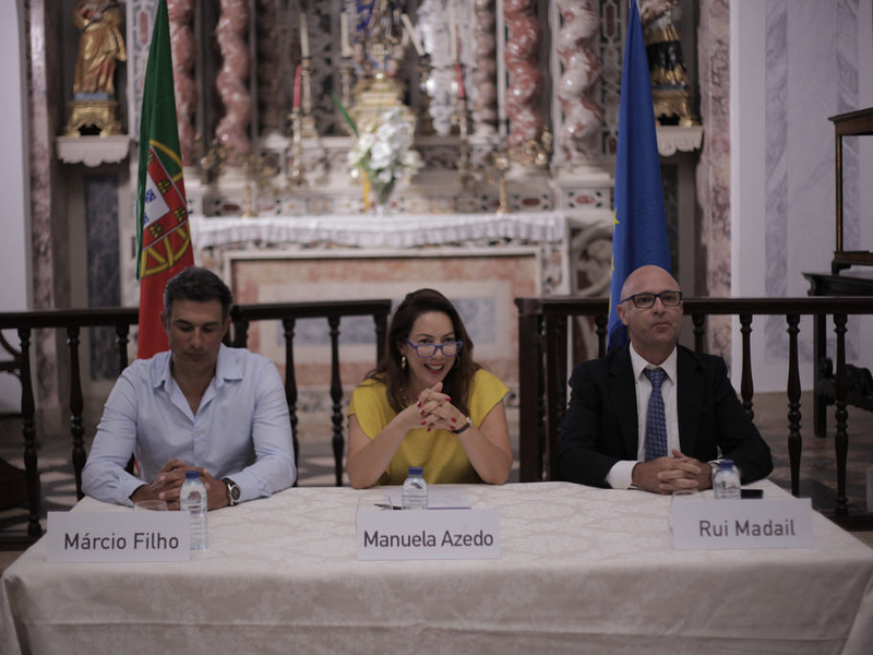 Foto 1 de País Irmão