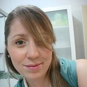 Foto de perfil de Larissa Flores