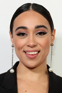 Natalia Solián - Poster 1