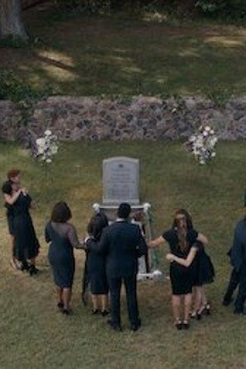 Poster de Episódio Behold (2020)