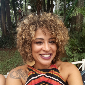 Foto de perfil de Domenica C Alves Mariano