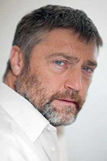 Vincent Regan