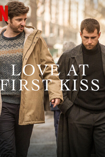 Amor ao Primeiro Beijo - Poster / Capa / Cartaz - Oficial 3