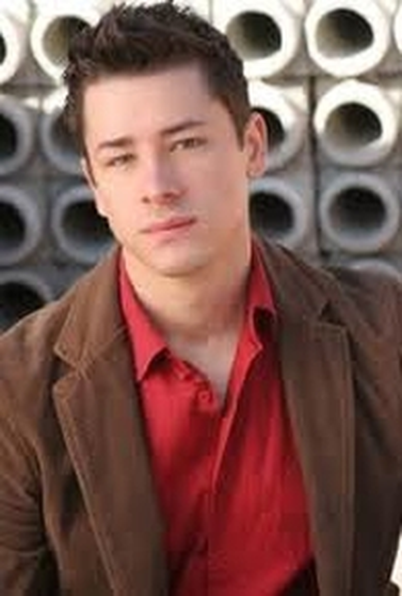 Adam Fleming - Foto 1