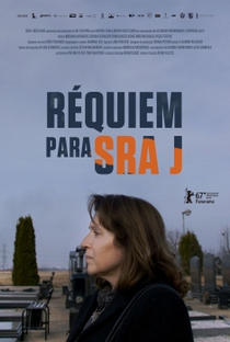 Réquiem para Sra. J - Poster / Capa / Cartaz - Oficial 4