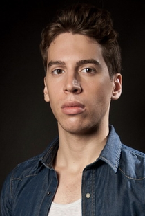 Jordan Gavaris - Poster 3