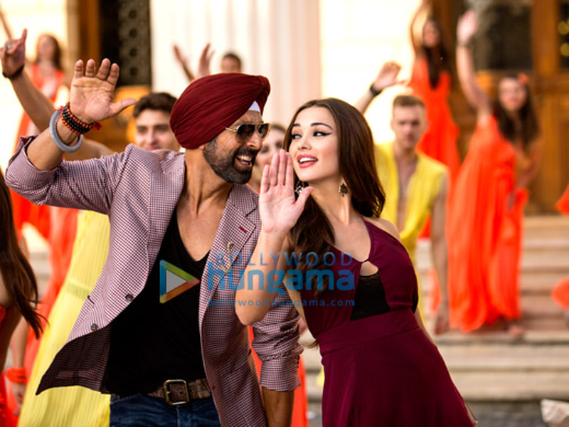 Foto 3 de Singh Is Bliing