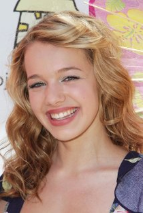 Sadie Calvano - Poster 4