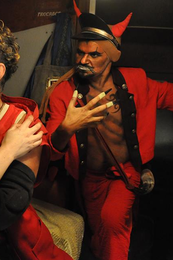  de Filme Os Pobres Diabos (2013)