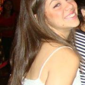 Foto de perfil de Marina Guimarães