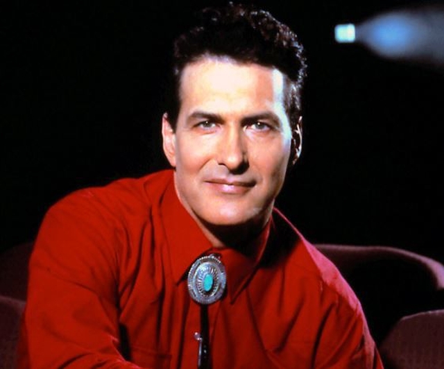 John Bloom (I) (27 de Janeiro de 1953) Artista Filmow