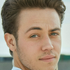 Ethan Cutkosky - Foto 1