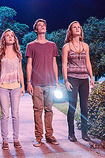 Poster de Episódio Curtains (2013)