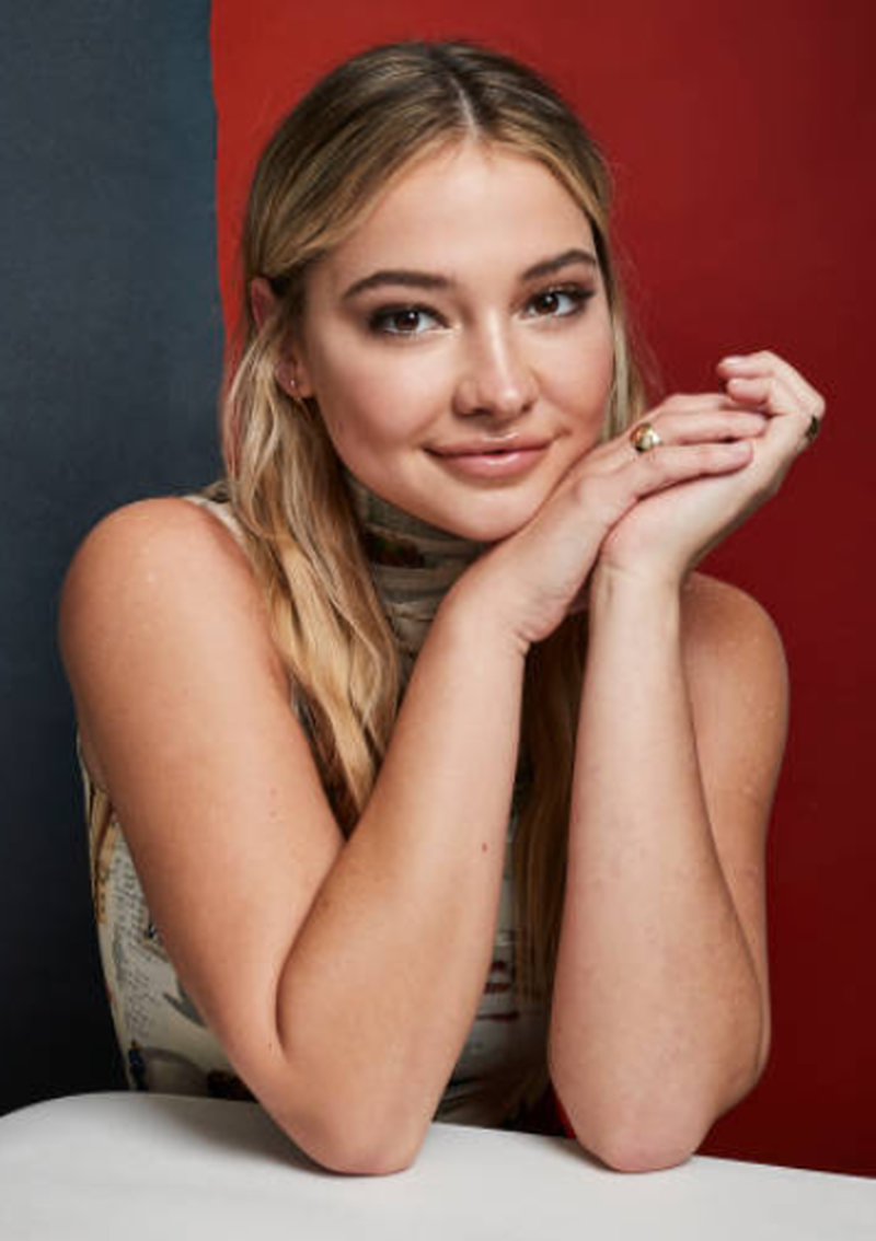 Madelyn Cline - Foto 2
