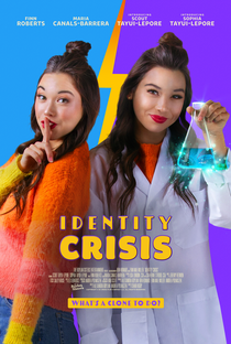 Identity Crisis - Poster / Capa / Cartaz - Oficial 1