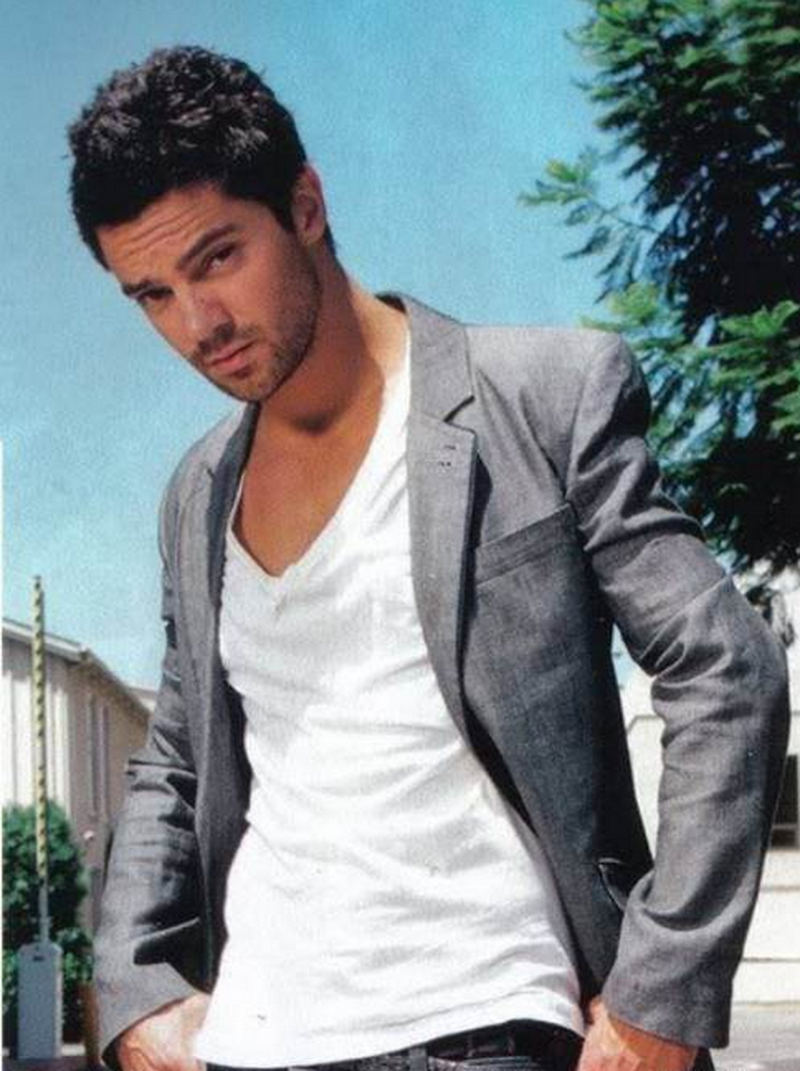 Dominic Cooper - Foto 1