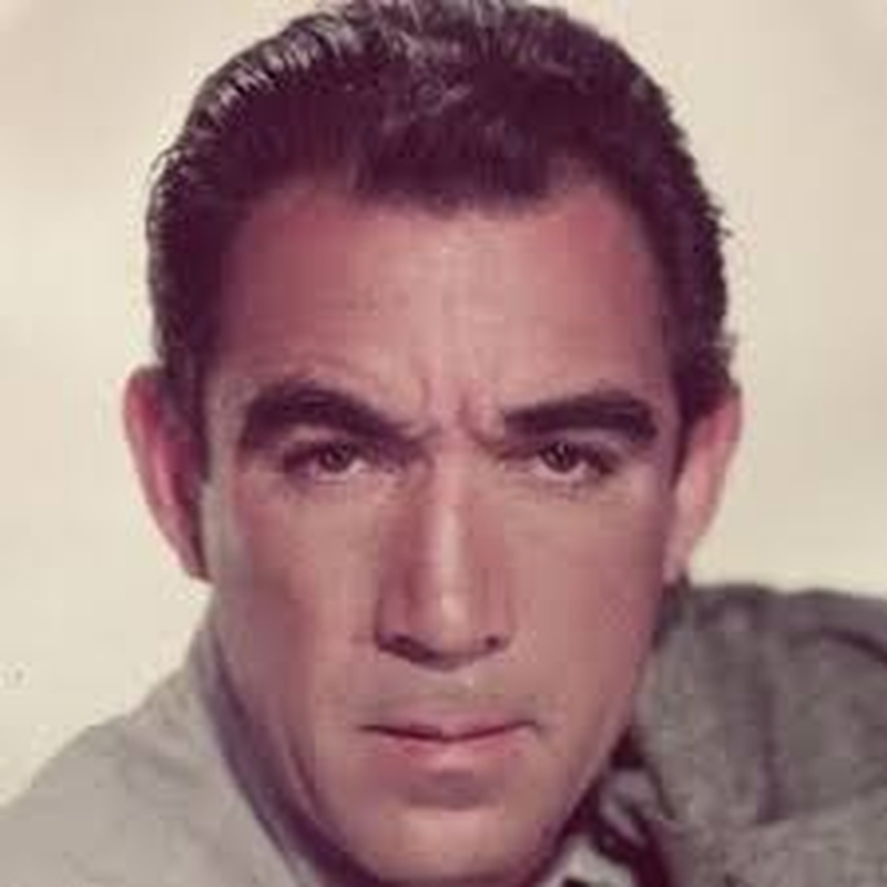 Anthony Quinn - Foto 8