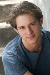 Louis Hunter - Poster 1