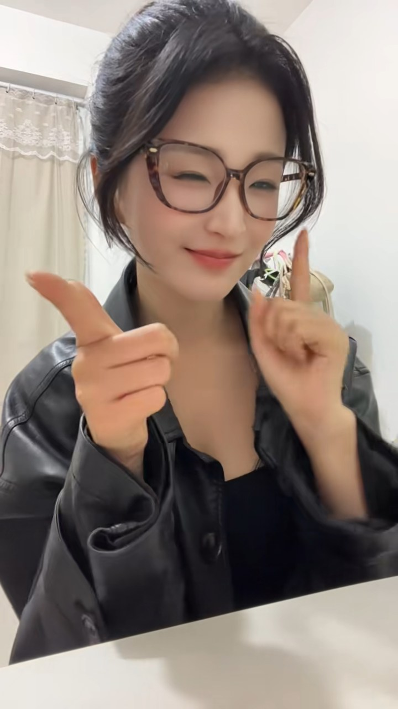 Li Mengna - Foto 2