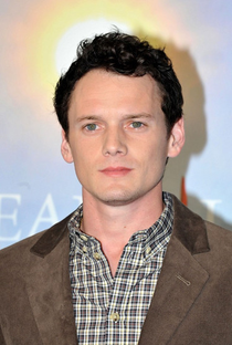 Anton Yelchin - Poster / Capa / Cartaz - Oficial 3