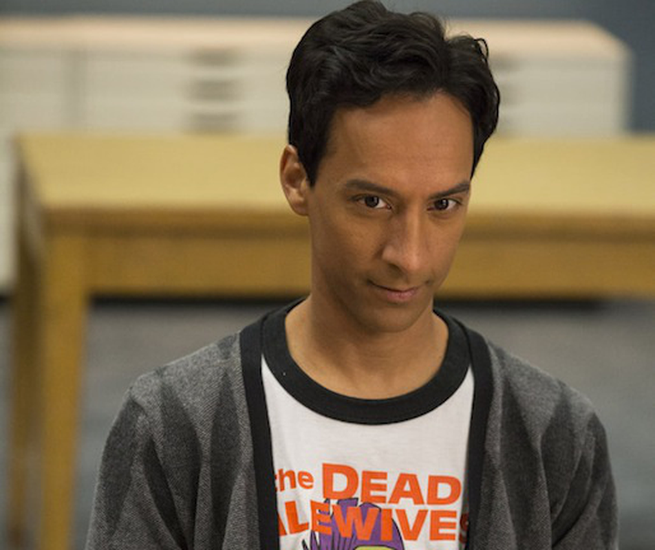 Danny Pudi - Foto 1