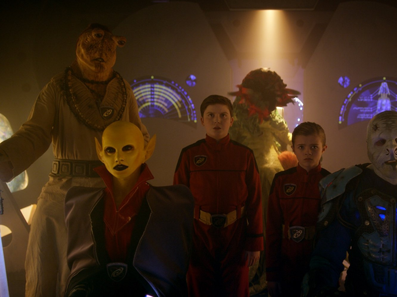 Foto 1 de Tem Alienígenas no Meu Quarto