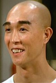 Hoi Sang Lee