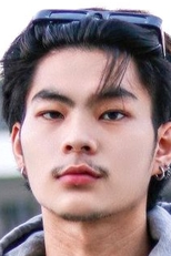 Atom Pracharapon Thepsukdee