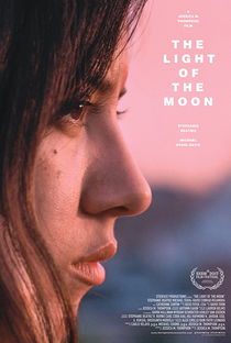 The Light of the Moon - Poster / Capa / Cartaz - Oficial 2