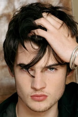 Tom Sturridge