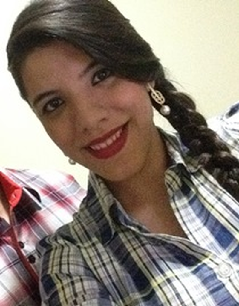 Denyse Louro - Foto 1