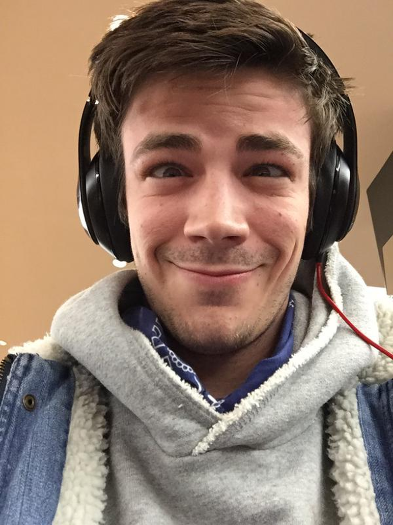Grant Gustin - Foto 3