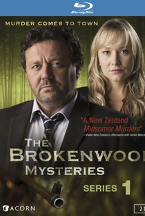 The Brokenwood Mysteries (1ª Temporada) - Poster / Capa / Cartaz - Oficial 1