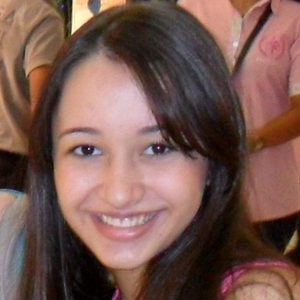 Foto de perfil de Rafaella Marques