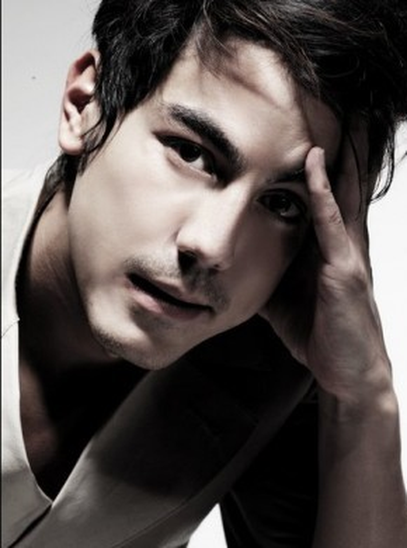 Thomas Price (V) - Foto 1