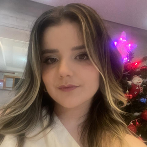 Foto de perfil de Júlia Ferreira