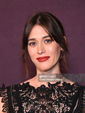 Lizzy Caplan