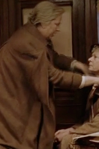 Poster de Episódio 4:50 from Paddington (2004)
