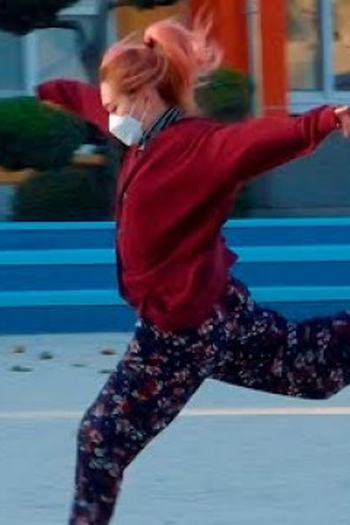 Poster de Episódio EP. 4 "WE ALWAYS WORK HARD. PLAY HARD" (2020)