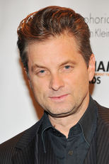 Shea Whigham