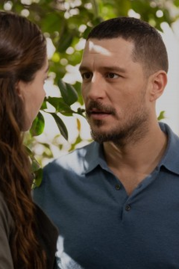 Poster de Episódio 4. Bölüm (2023)