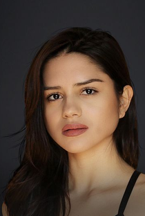 Sasha Calle - Poster 1