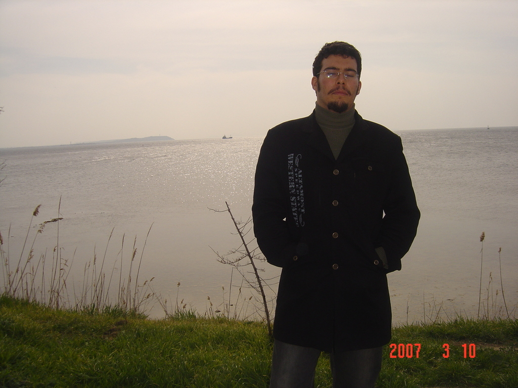 Engin Yüksel Medin - Foto 1
