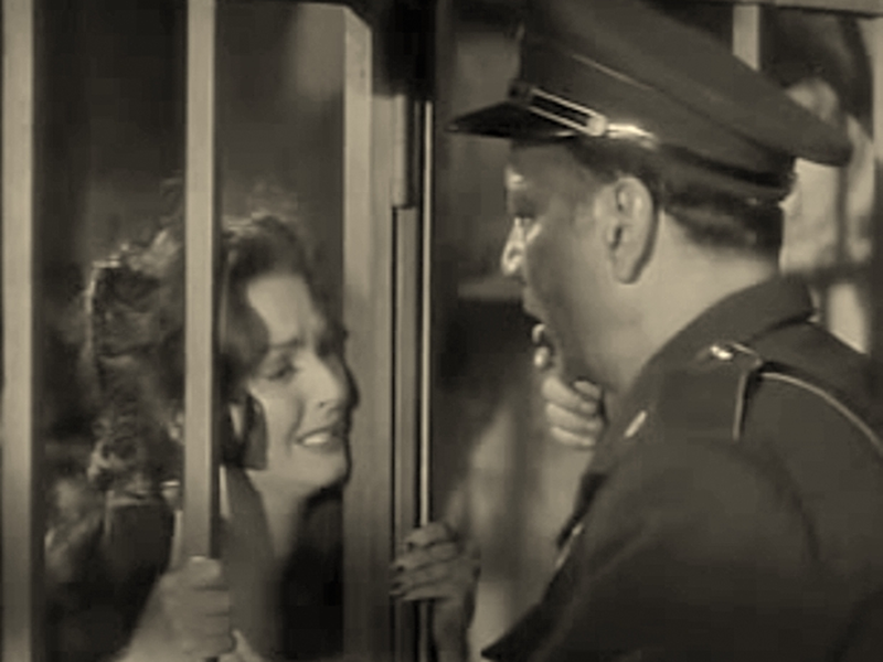 Foto 6 de Santa Entre Demônios