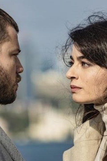 Poster de Episódio 10. Bölüm (2020)