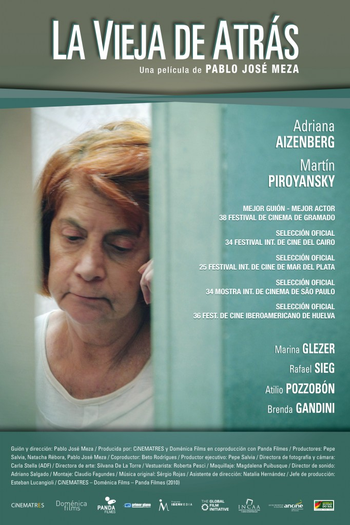  de Filme A Velha dos Fundos (2010)